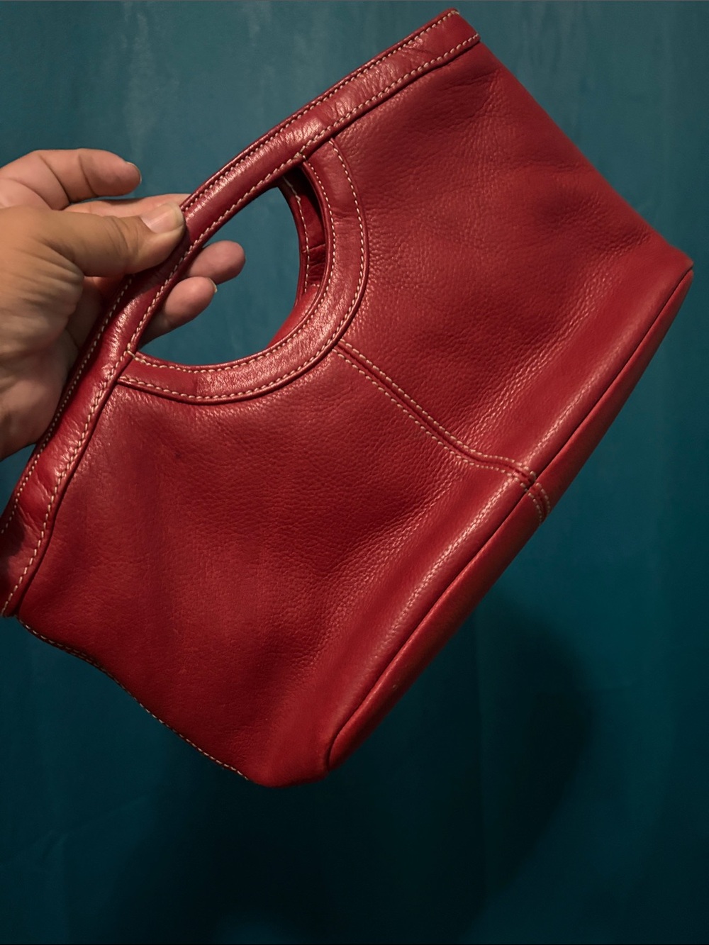 Fossil Classic Red Leather Handheld Women’s Bag - Picture 9 of 11